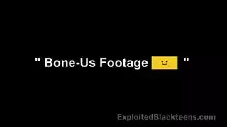 عاهرة شرجية مراهقة لا تشبع من القضيب