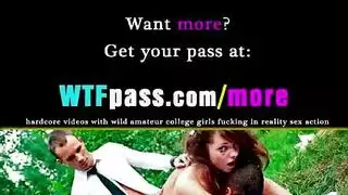 الشقراء الألمانية تعرف كيف تُفرغ خصيتي عشيقها تماماً