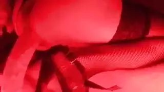 التركية الساخنة تدمر مؤخرتها الضيقة بواسطة قضيب كبير