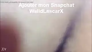 فتاة محجبة ممتلئة الصدر تحصل على سمرة عميقة وجماع عميق