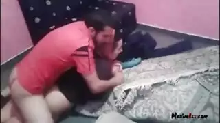 بريطاني أربعة بالإصبع