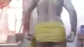 فيديو استمناء شرق أوسطي: خلع الكلوت