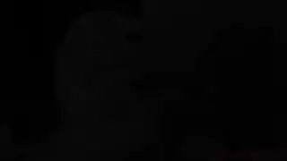 عربية محجبة تبلع زب بعمق في فمها