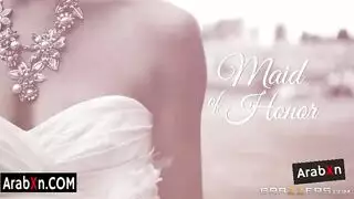 هي تخون لتتذوق قضيب جوني سينس الأسطوري